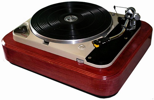 Полный проигрыватель. Thorens td 124. Thorens td 150. Thorens td124 диск.