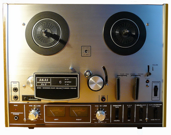 AKAI 4000dDS Mk-II 