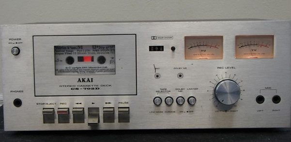 Akai CS-702D 